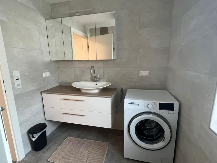Gemuetliche Wohnung In Velden! Velden am Wörthersee Buitenkant foto