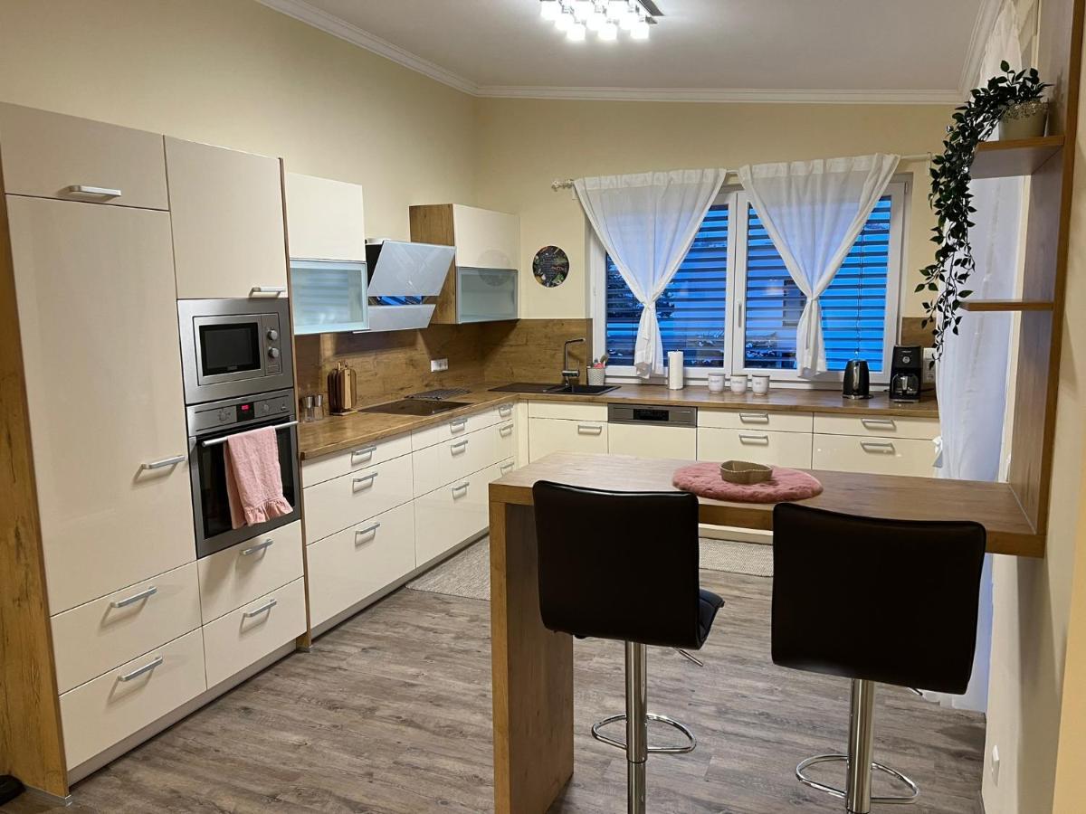 Gemuetliche Wohnung In Velden! Velden am Wörthersee Buitenkant foto